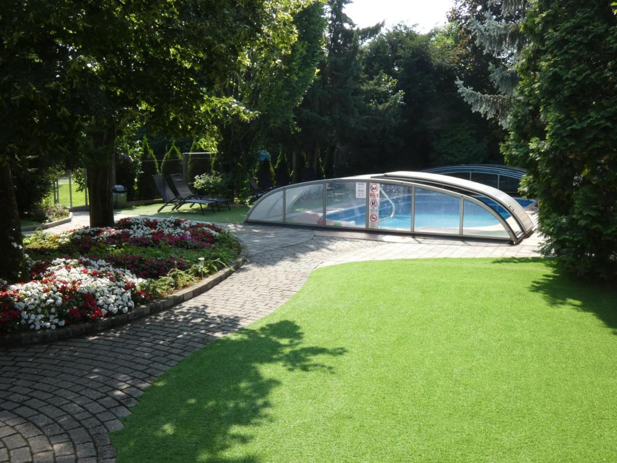 The Boys Apartman Siofok Ngoại thất bức ảnh