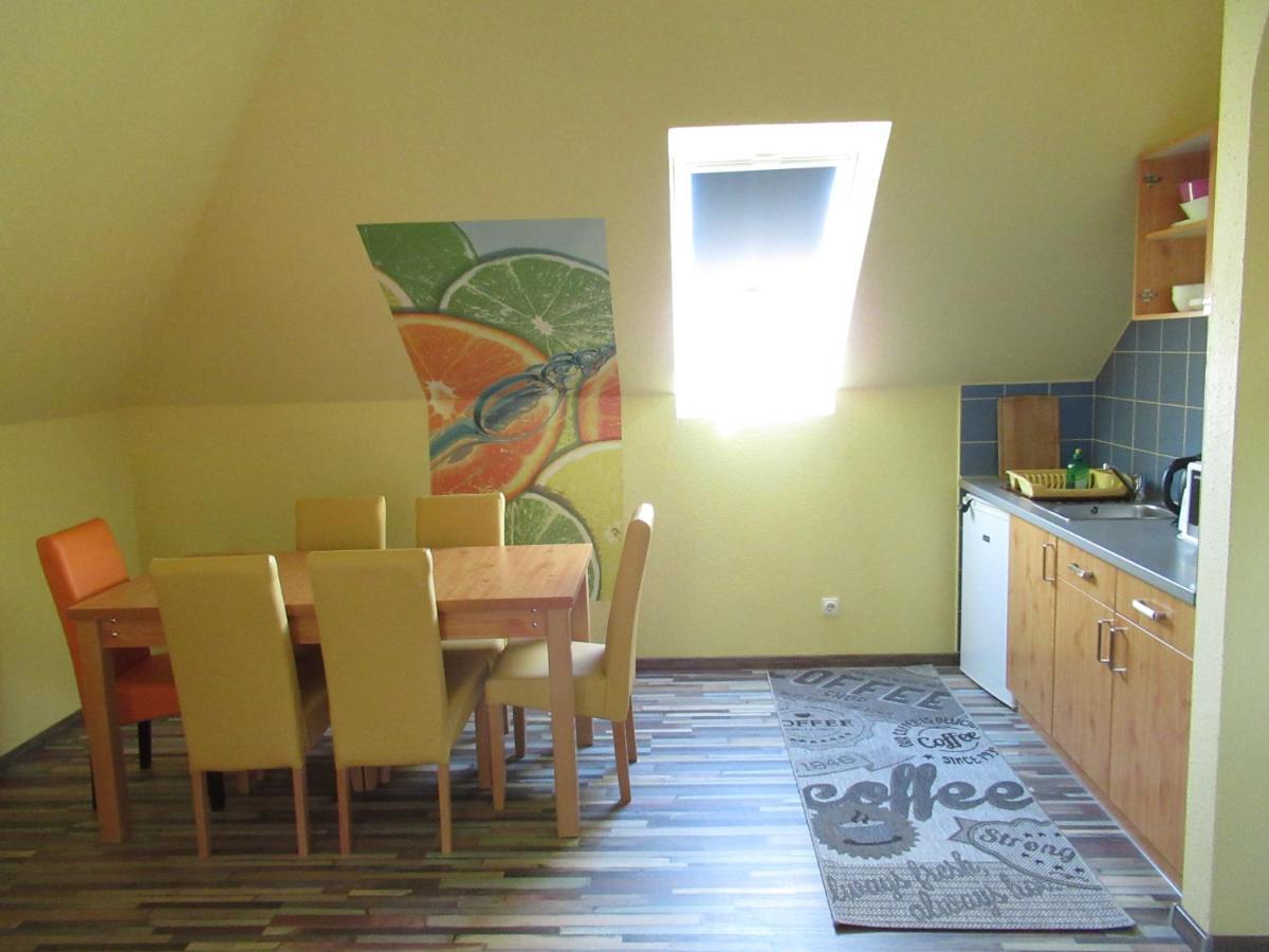 The Boys Apartman Siofok Ngoại thất bức ảnh